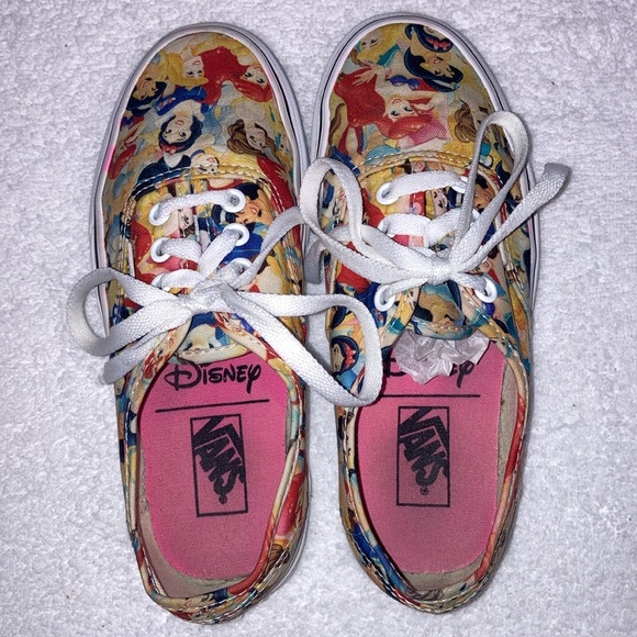Vans X Disney Princess Multi Princess womens Size 5 All Over Print Shoes Sneaker - Picture 6 of 9